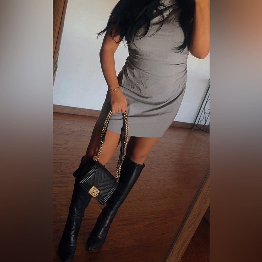 Elegant Gray Sleeveless Dress